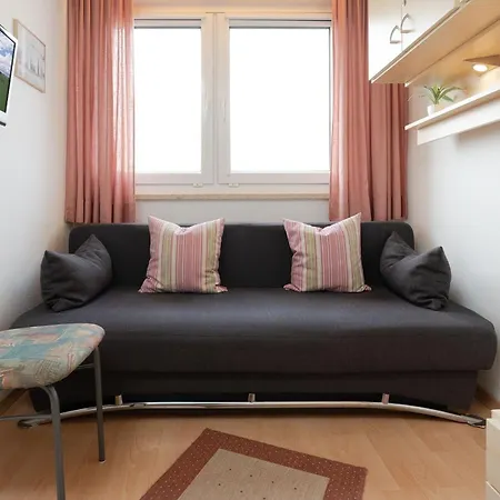 アパート Berolina 505 *